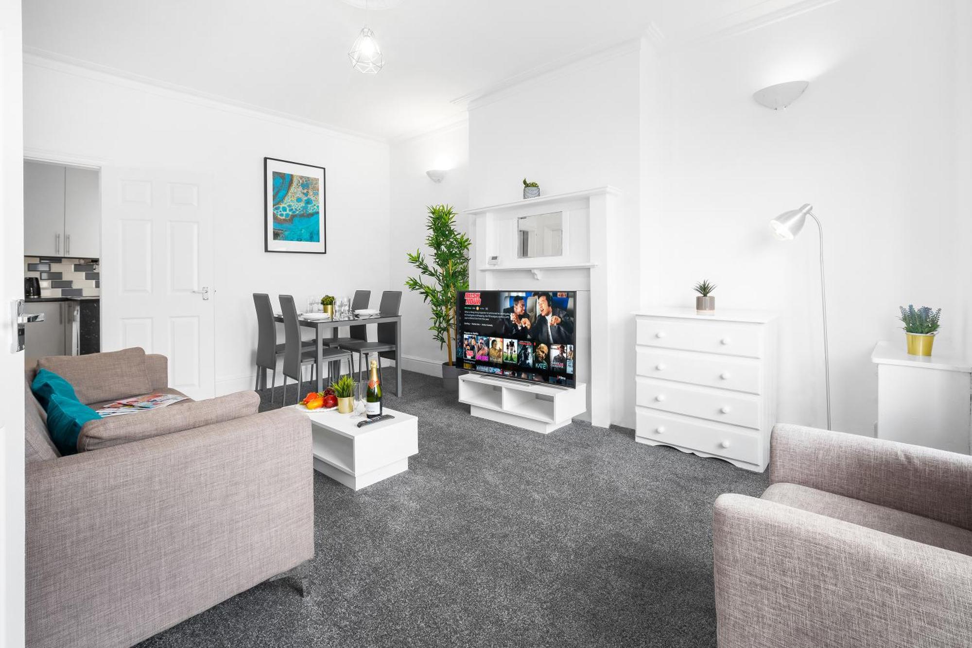 Harborne 2 Bedroom House - Parking - Smart Tv - Wifi - 62W Birmingham Exterior foto